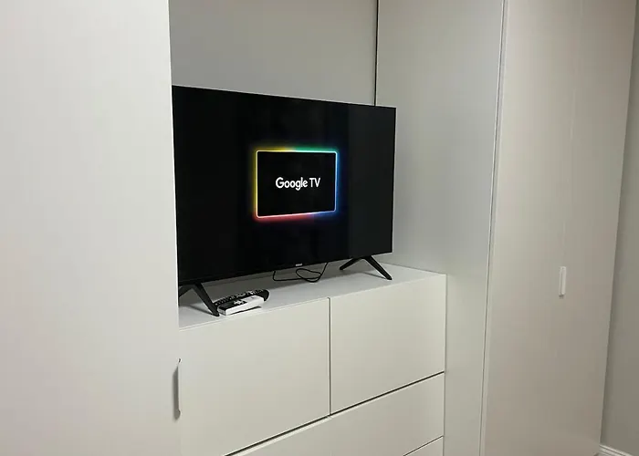 In Center Of Tirana! Lägenhet Tirana